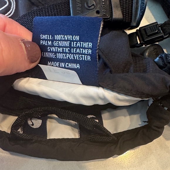 Arctix Women's Black Winter Gloves leather plus triplex excellent condition - Picture 8 of 8